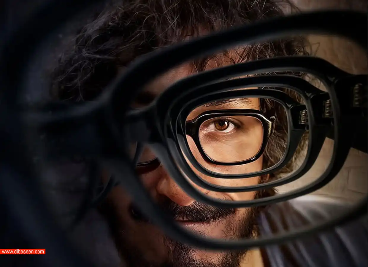 پایان بندی مرد عینکی