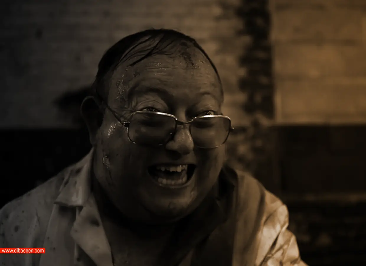 هزارپای انسانی (قسمت دوم دنباله کامل) - 2011